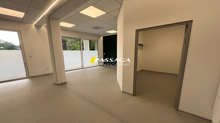 Ma-Cabane - Location Local commercial BARAQUEVILLE, 43 m²