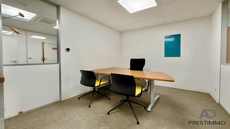 Ma-Cabane - Location Local commercial Bastia, 80 m²