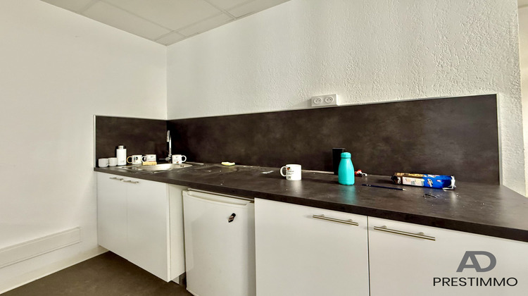 Ma-Cabane - Location Local commercial Bastia, 80 m²