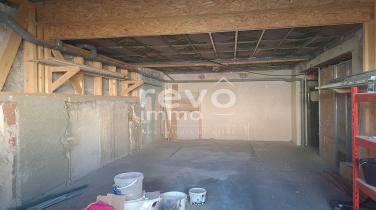 Ma-Cabane - Location Local commercial BAUGE, 60 m²