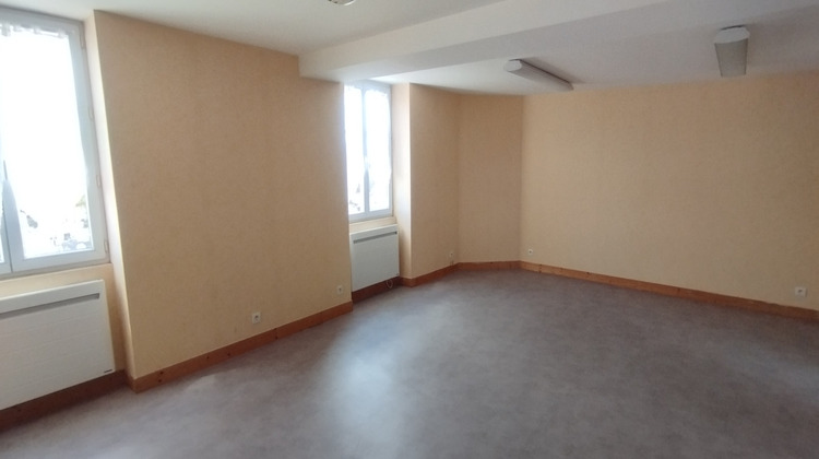 Ma-Cabane - Location Local commercial Baule, 70 m²