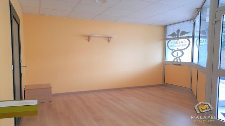 Ma-Cabane - Location Local commercial BAYEUX, 70 m²