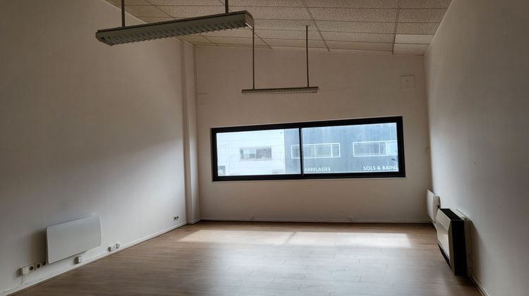 Ma-Cabane - Location Local commercial BAYONNE, 50 m²