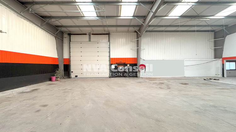 Ma-Cabane - Location Local commercial Beauchamp, 1258 m²