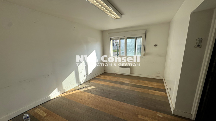 Ma-Cabane - Location Local commercial Beauchamp, 120 m²