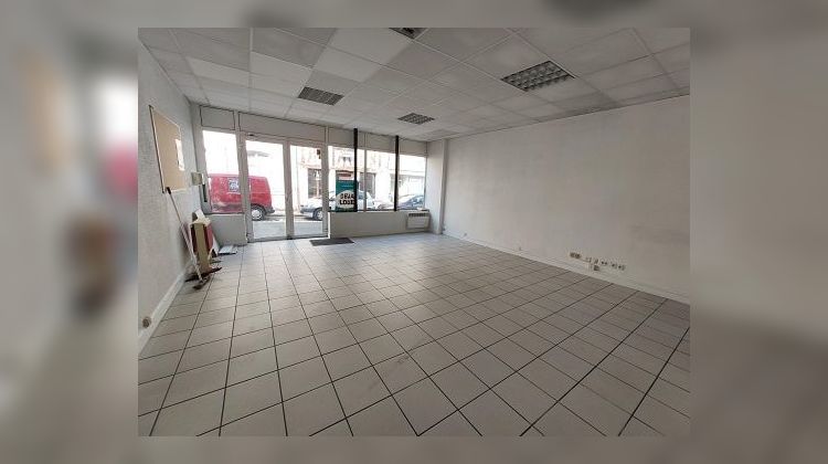 Ma-Cabane - Location Local commercial Beaugency, 64 m²