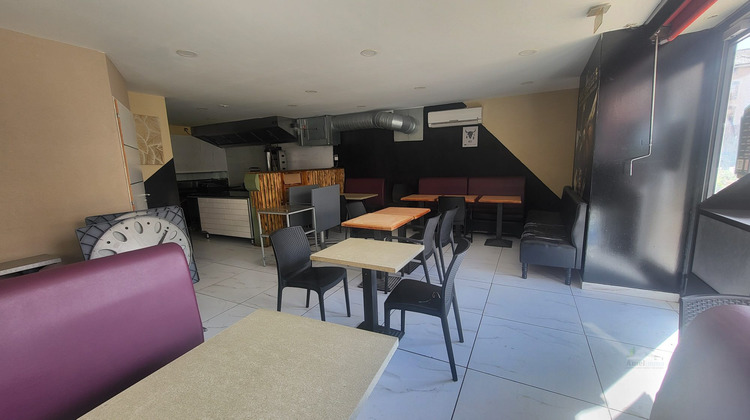 Ma-Cabane - Location Local commercial Beaurepaire, 75 m²