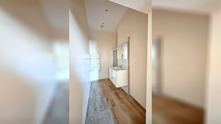 Ma-Cabane - Location Local commercial BEAUVOISIN, 16 m²