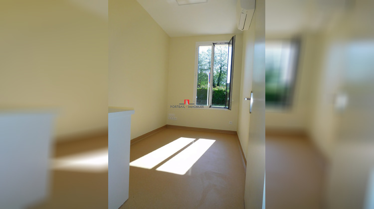 Ma-Cabane - Location Local commercial Bedenac, 46 m²