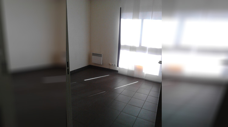 Ma-Cabane - Location Local commercial BEGLES, 50 m²