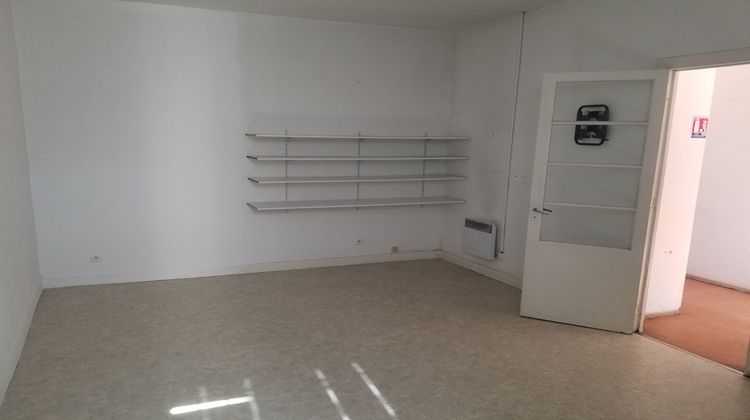 Ma-Cabane - Location Local commercial BEGLES, 212 m²