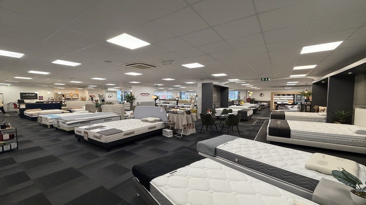 Ma-Cabane - Location Local commercial Bègles, 676 m²