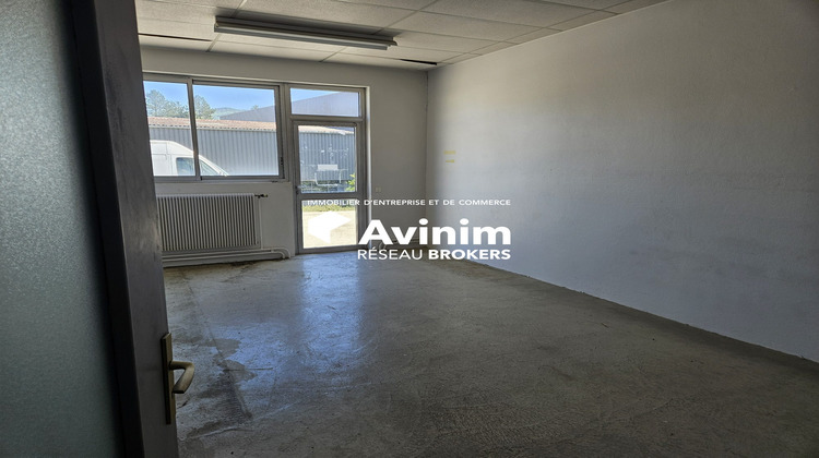 Ma-Cabane - Location Local commercial Bellignat, 1200 m²