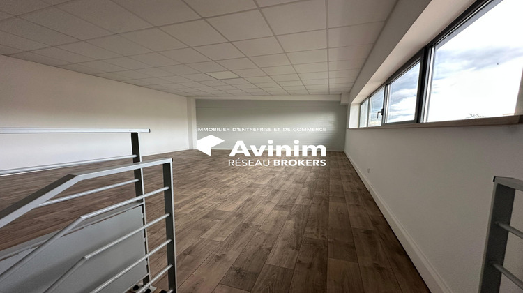 Ma-Cabane - Location Local commercial Bernes-sur-Oise, 229 m²