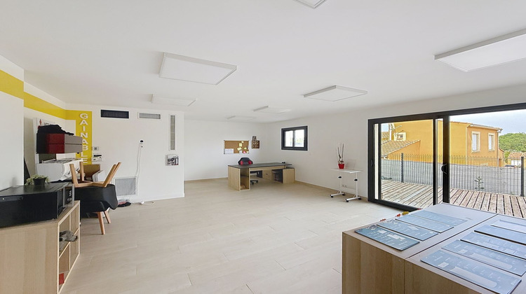 Ma-Cabane - Location Local commercial BESSAN, 83 m²