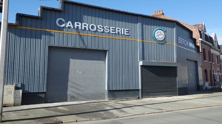 Ma-Cabane - Location Local commercial BETHUNE, 700 m²