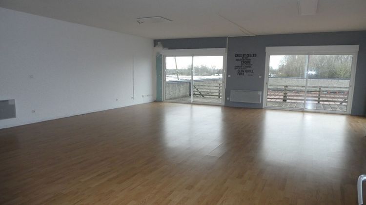 Ma-Cabane - Location Local commercial BETHUNE, 115 m²