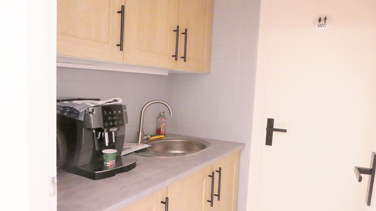 Ma-Cabane - Location Local commercial BETHUNE, 10 m²