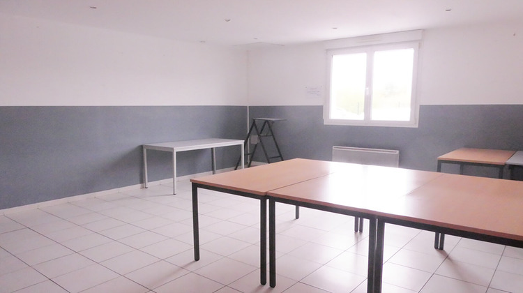 Ma-Cabane - Location Local commercial BETHUNE, 150 m²