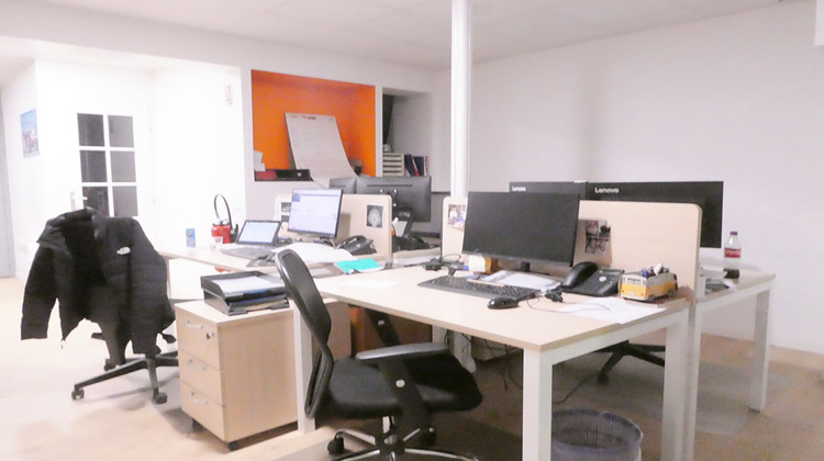 Ma-Cabane - Location Local commercial BETHUNE, 100 m²