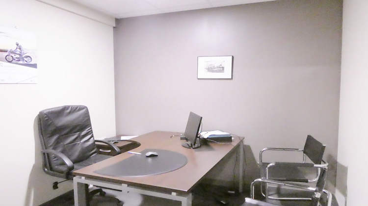 Ma-Cabane - Location Local commercial BETHUNE, 100 m²