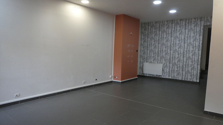 Ma-Cabane - Location Local commercial BETHUNE, 50 m²