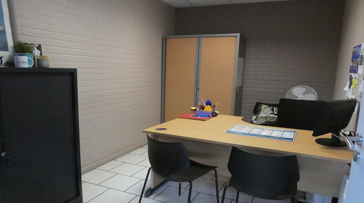 Ma-Cabane - Location Local commercial BETHUNE, 200 m²