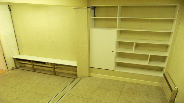 Ma-Cabane - Location Local commercial BETHUNE, 85 m²