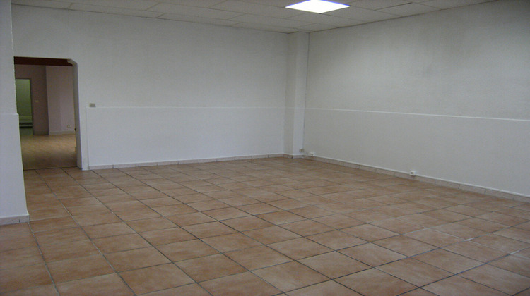 Ma-Cabane - Location Local commercial BETHUNE, 85 m²