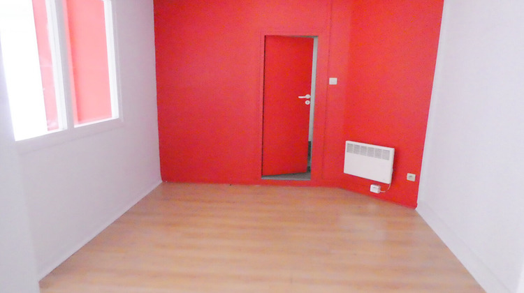 Ma-Cabane - Location Local commercial BETHUNE, 111 m²