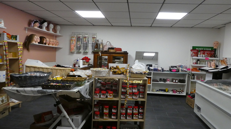 Ma-Cabane - Location Local commercial BETHUNE, 160 m²