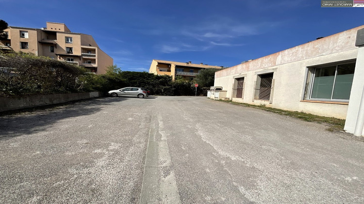 Ma-Cabane - Location Local commercial BEZIERS, 238 m²