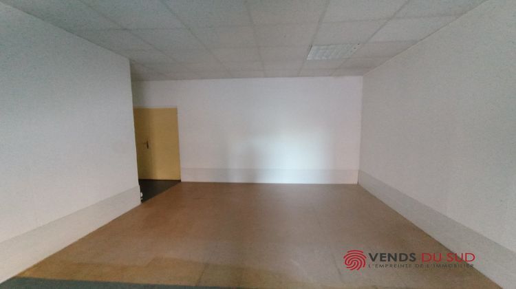 Ma-Cabane - Location Local commercial BEZIERS, 170 m²