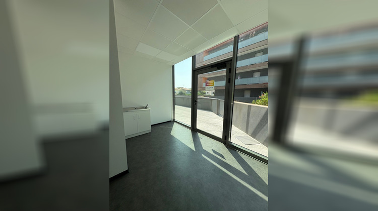 Ma-Cabane - Location Local commercial Béziers, 84 m²
