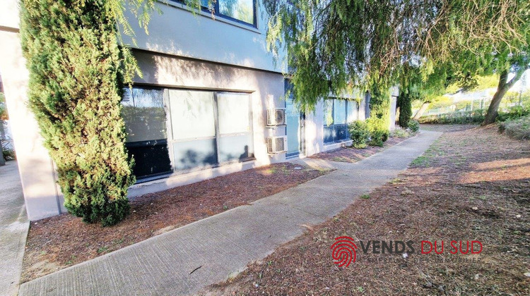 Ma-Cabane - Location Local commercial BEZIERS, 74 m²