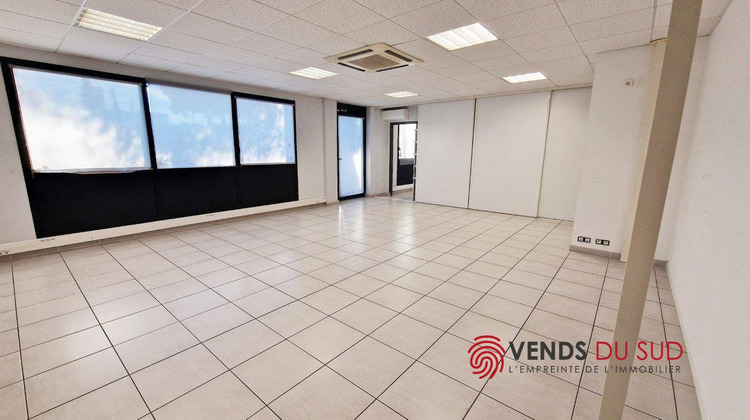 Ma-Cabane - Location Local commercial BEZIERS, 74 m²