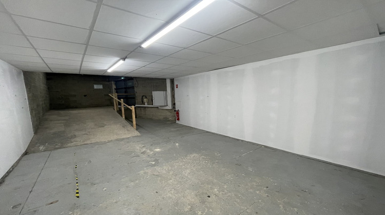 Ma-Cabane - Location Local commercial BEZIERS, 340 m²