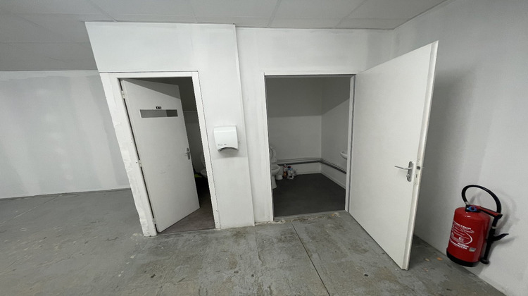 Ma-Cabane - Location Local commercial BEZIERS, 340 m²