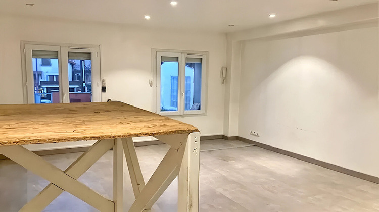 Ma-Cabane - Location Local commercial BEZONS, 297 m²