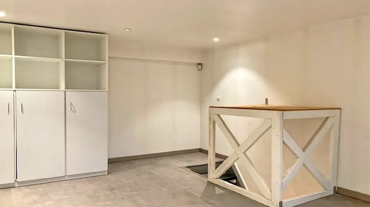 Ma-Cabane - Location Local commercial BEZONS, 297 m²