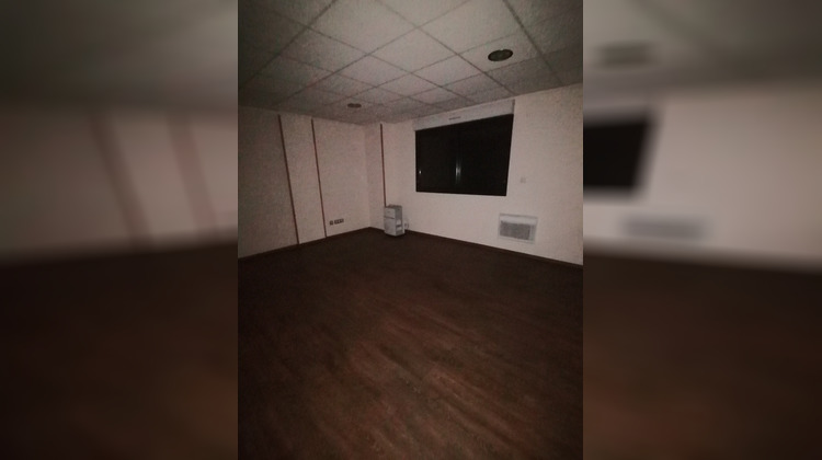 Ma-Cabane - Location Local commercial Biganos, 32 m²