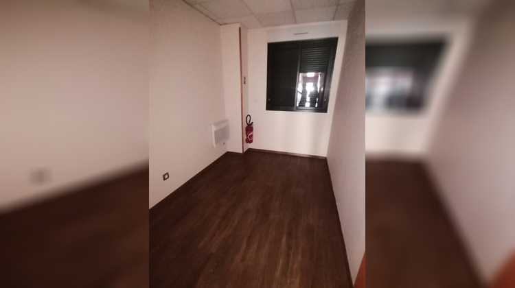 Ma-Cabane - Location Local commercial Biganos, 32 m²