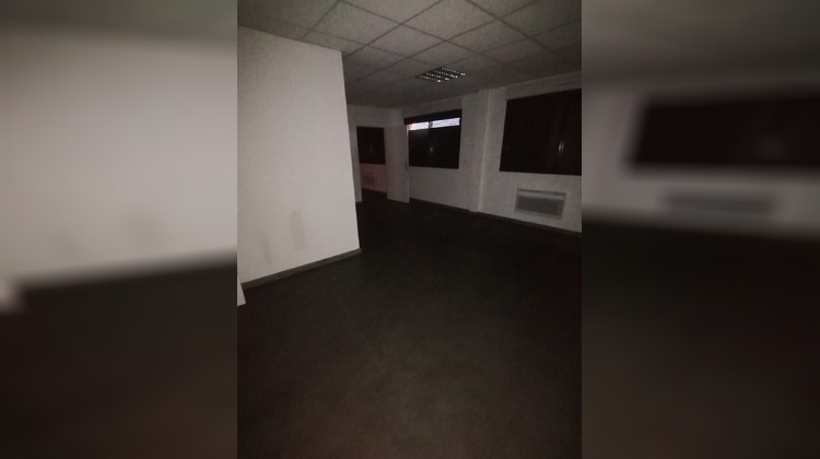 Ma-Cabane - Location Local commercial Biganos, 40 m²