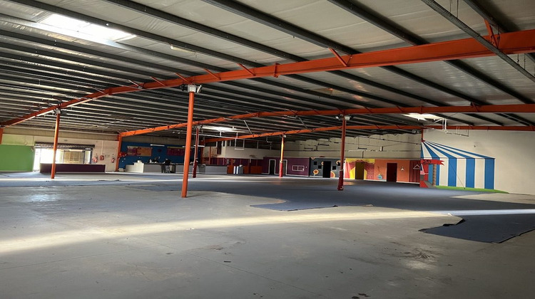 Ma-Cabane - Location Local commercial Biganos, 1300 m²