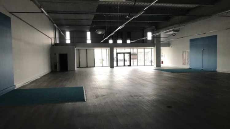 Ma-Cabane - Location Local commercial Biganos, 446 m²