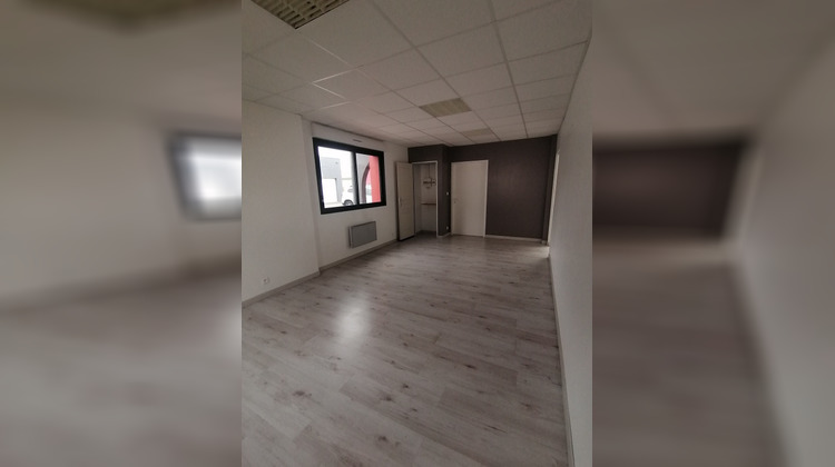 Ma-Cabane - Location Local commercial Biganos, 49 m²