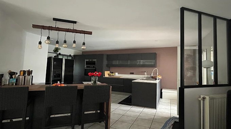 Ma-Cabane - Location Local commercial Biganos, 330 m²