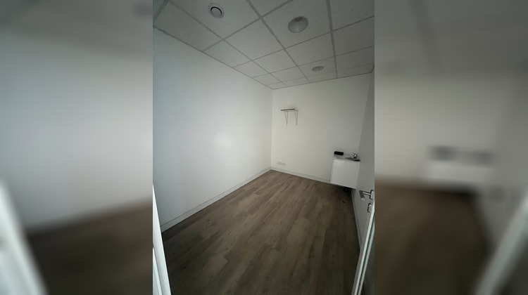 Ma-Cabane - Location Local commercial Biganos, 187 m²