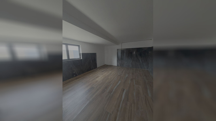 Ma-Cabane - Location Local commercial BIGUGLIA, 240 m²
