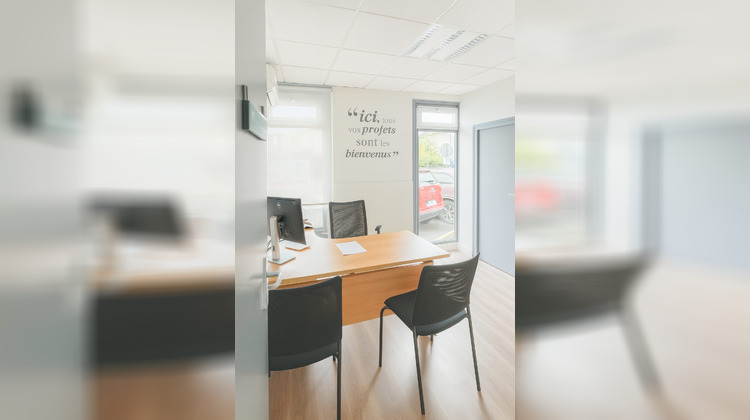 Ma-Cabane - Location Local commercial Billère, 190 m²